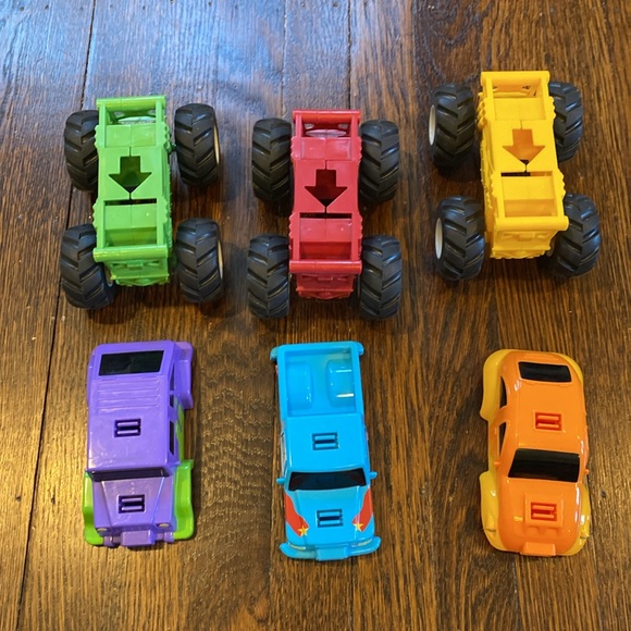 Lakeshore Learning Snap & Design Monster Trucks - Picture 4 of 4